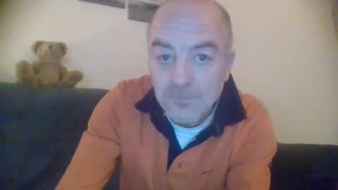 burnleyguy1977 online show from 01-19-25, 04:44