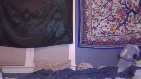 Snapshot of burnthemail chatting on 02-06-25, 06:40 lilly online show from 02-06-25, 06:40