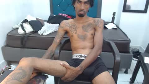 Snapshot of burrodelacosta chatting on 04-30-26, 01:45 burrodelacosta online show from 04-30-26, 01:45