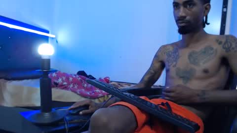 Snapshot of burrodelacosta chatting on 05-10-26, 02:44 burrodelacosta online show from 05-10-26, 02:44