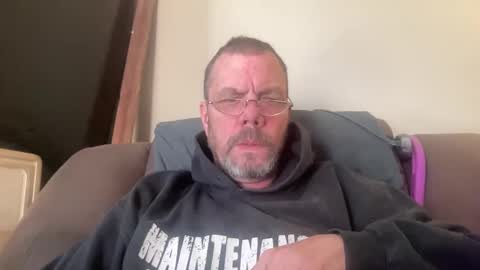 Snapshot of bushbeautician chatting on 02-02-25, 03:28 bushbeautician online show from 02-02-25, 03:28