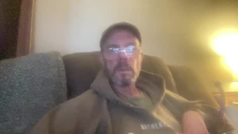 Snapshot of bushbeautician chatting on 02-09-25, 05:33 bushbeautician online show from 02-09-25, 05:33