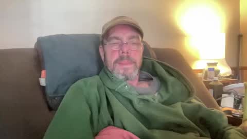 Snapshot of bushbeautician chatting on 02-23-25, 05:39 bushbeautician online show from 02-23-25, 05:39