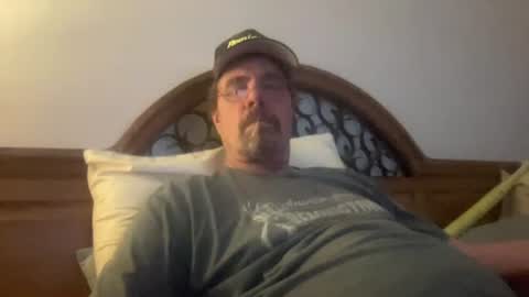 Snapshot of bushbeautician chatting on 06-18-26, 10:09 bushbeautician online show from 06-18-26, 10:09