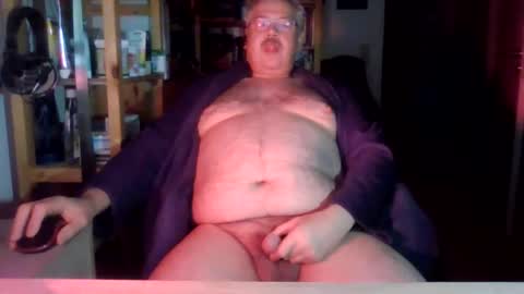 Snapshot of busibaer666 chatting on 01-18-25, 10:17 busi online show from 01-18-25, 10:17