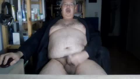 Snapshot of busibaer666 chatting on 03-10-25, 01:45 busi online show from 03-10-25, 01:45