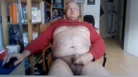 Snapshot of busibaer666 chatting on 11-12-25, 01:44 busi online show from 11-12-25, 01:44