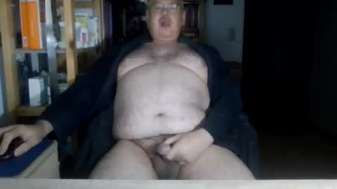 Snapshot of busibaer666 chatting on 11-24-25, 01:49 busi online show from 11-24-25, 01:49