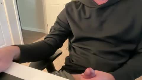 Snapshot of bust3rup chatting on 04-26-26, 11:24 bust3rup online show from 04-26-26, 11:24