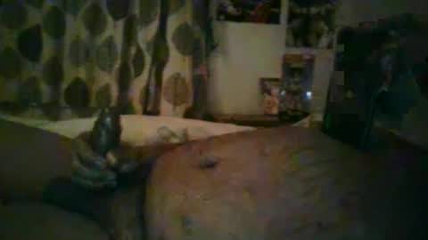 Snapshot of bustabunny chatting on 03-09-25, 01:35 Richabus2 online show from 03-09-25, 01:35