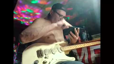 Snapshot of busterbuttplug chatting on 12-14-25, 08:20 busterbuttplug online show from 12-14-25, 08:20