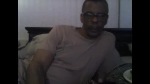 Busturgutzgd1 online show from 12-19-24, 07:07