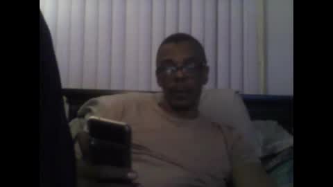 Busturgutzgd1 online show from 12-20-24, 01:58