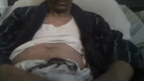 Busturgutzgd1 online show from 12-31-24, 07:53