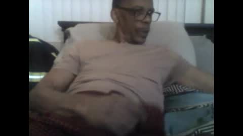 Busturgutzgd1 online show from 01-16-25, 08:54