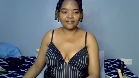 busty kenzi online show from 07-18-26, 07:50