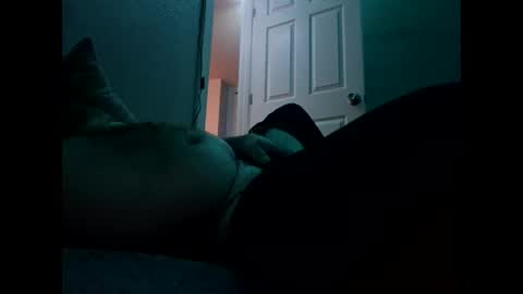 Snapshot of buttbunn1313 chatting on 11-11-25, 08:36 buttbunn1313 online show from 11-11-25, 08:36