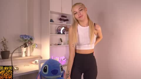 butteflai online show from 11-21-25, 01:43