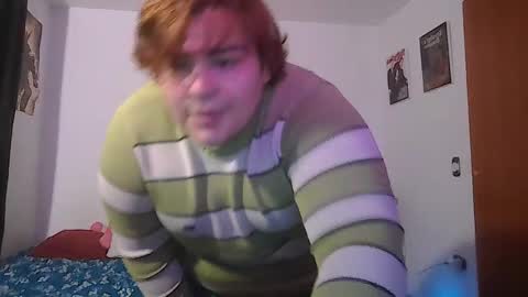 Snapshot of buttercup_milk chatting on 01-17-26, 05:01 Dylan online show from 01-17-26, 05:01