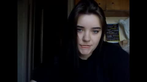 Snapshot of butterfly18988 chatting on 10-22-25, 06:57 butterfly18988 online show from 10-22-25, 06:57