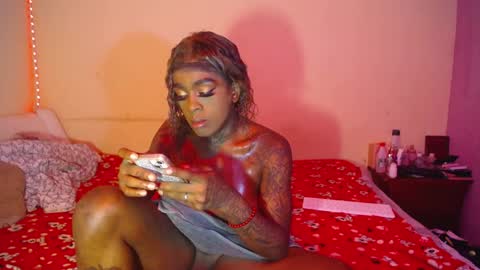 butterfly_rouse online show from 10-26-25, 01:00