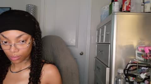 butterfly booty online show from 05-31-26, 01:07