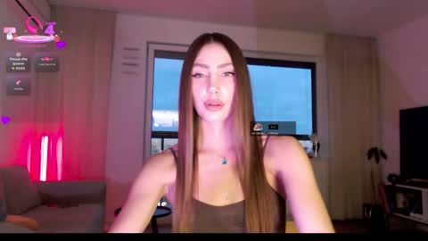 Snapshot of butterflys_ chatting on 11-04-25, 03:22 Lauren online show from 11-04-25, 03:22