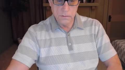 Miles online show from 12-25-24, 09:02