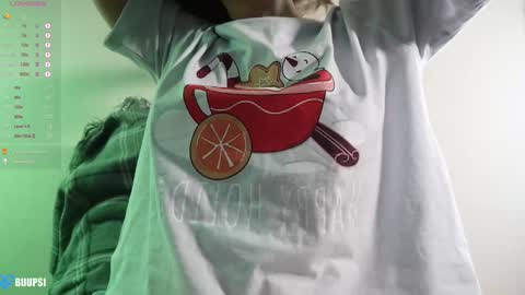 Snapshot of buupsi chatting on 12-24-24, 10:44 buupsi online show from 12-24-24, 10:44