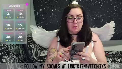 Snapshot of bvttcheeks00 chatting on 11-01-25, 05:09 bvttcheeks00 online show from 11-01-25, 05:09