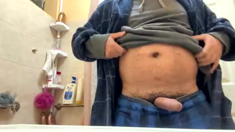 Snapshot of bxbomber2012 chatting on 03-09-25, 07:05 bxbomber2012 online show from 03-09-25, 07:05