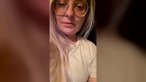 Momuknow online show from 06-12-26, 05:39