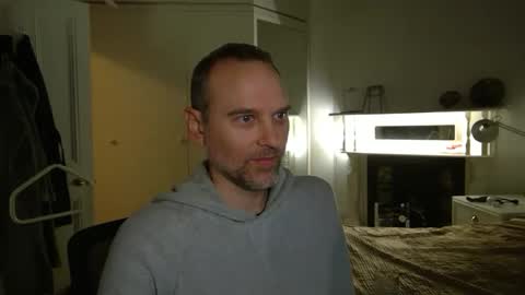 Snapshot of c78m chatting on 03-17-26, 07:44 Colin online show from 03-17-26, 07:44