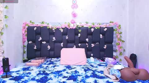 Carolina online show from 09-17-25, 03:08