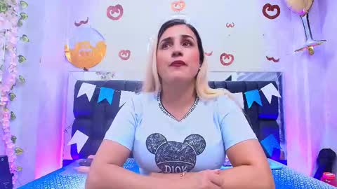 Carolina online show from 09-23-25, 03:09