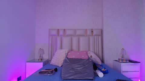 Carolina online show from 04-23-26, 03:08