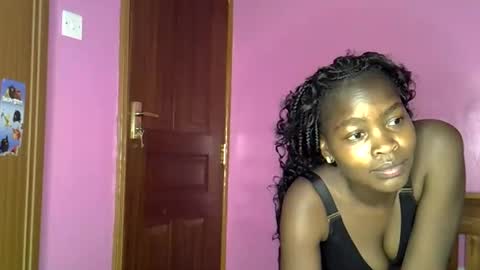 Snapshot of c_trish chatting on 09-17-25, 06:42 C--trish online show from 09-17-25, 06:42