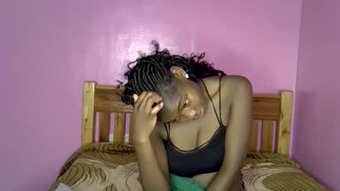 Snapshot of c_trish chatting on 09-26-25, 01:20 C--trish online show from 09-26-25, 01:20