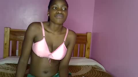 Snapshot of c_trish chatting on 10-15-25, 07:58 C--trish online show from 10-15-25, 07:58