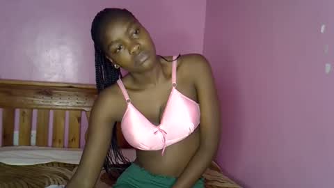 Snapshot of c_trish chatting on 10-16-25, 10:05 C--trish online show from 10-16-25, 10:05