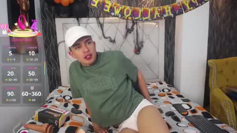 Snapshot of cady_hot chatting on 10-28-25, 09:13 Cady online show from 10-28-25, 09:13