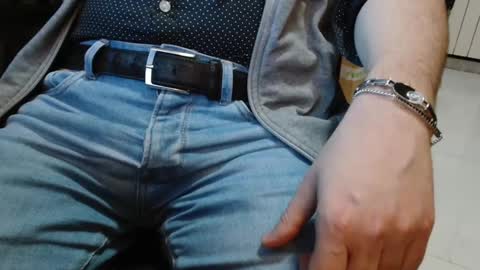 Snapshot of cafetabac chatting on 01-06-25, 07:24 cafetabac online show from 01-06-25, 07:24