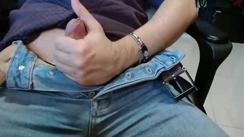 Snapshot of cafetabac chatting on 01-09-25, 02:29 cafetabac online show from 01-09-25, 02:29