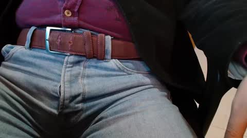 Snapshot of cafetabac chatting on 01-14-25, 09:24 cafetabac online show from 01-14-25, 09:24