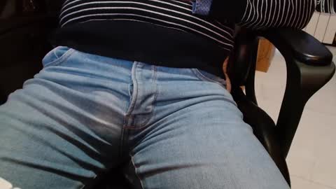 Snapshot of cafetabac chatting on 01-15-25, 01:09 cafetabac online show from 01-15-25, 01:09