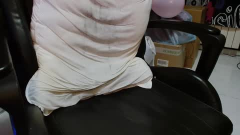 Snapshot of cafetabac chatting on 01-27-25, 09:55 cafetabac online show from 01-27-25, 09:55