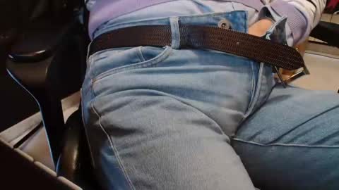 Snapshot of cafetabac chatting on 02-25-25, 12:55 cafetabac online show from 02-25-25, 12:55