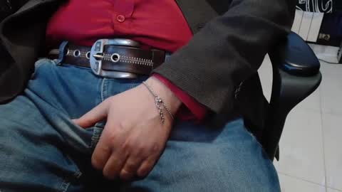 Snapshot of cafetabac chatting on 03-08-25, 01:14 cafetabac online show from 03-08-25, 01:14