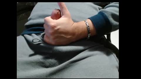 Snapshot of cafetabac chatting on 10-21-25, 08:20 cafetabac online show from 10-21-25, 08:20