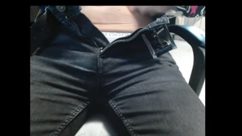 Snapshot of cafetabac chatting on 11-25-25, 09:53 cafetabac online show from 11-25-25, 09:53